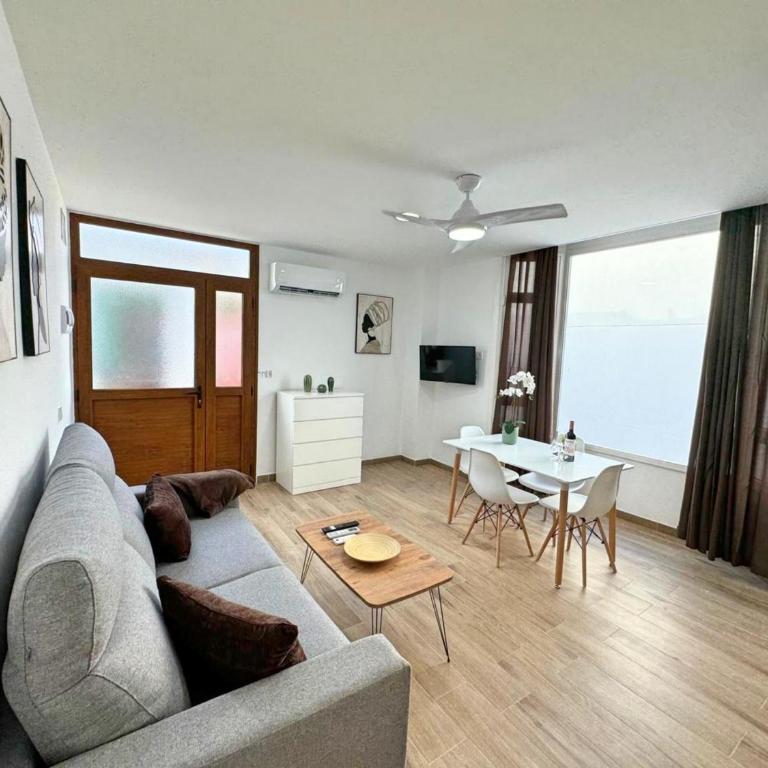Silver Wish Holiday Home - Apartment - 1