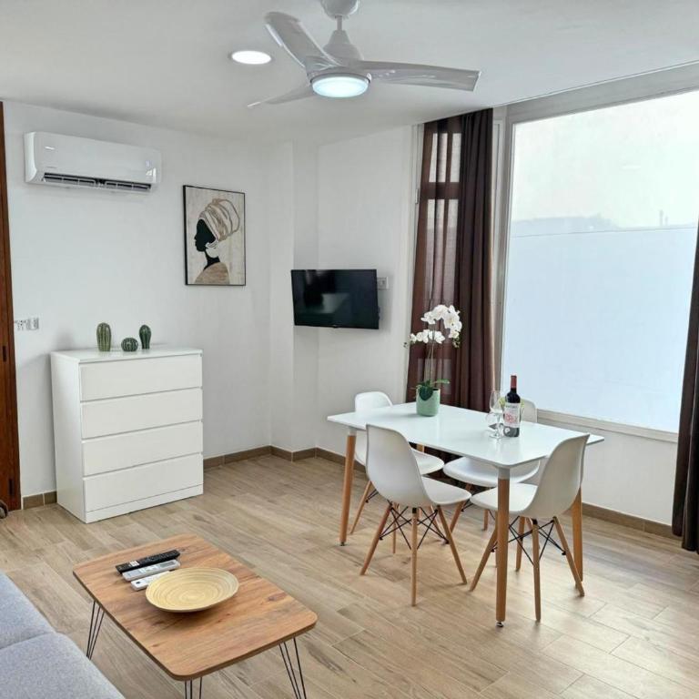 Silver Wish Holiday Home - Apartment - 11
