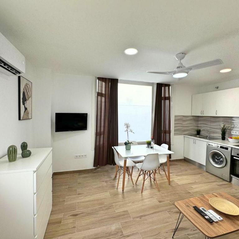 Silver Wish Holiday Home - Apartment - 35