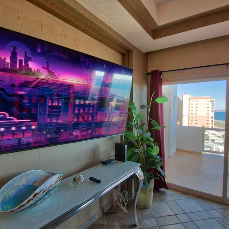 Las Palmas Resort - King Suite with Ocean View - 6