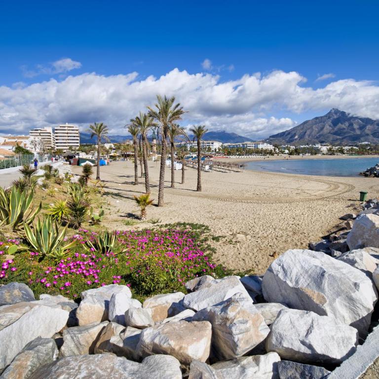 Sunset Seaview Corner With Pool - Happy Rentals - Apartamento Deluxe - 29