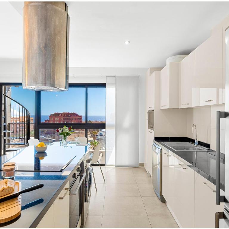 MEDANO4YOU Strelitzia Penthouse - Apartamento de 2 dormitorios con terraza y vistas al mar - 23