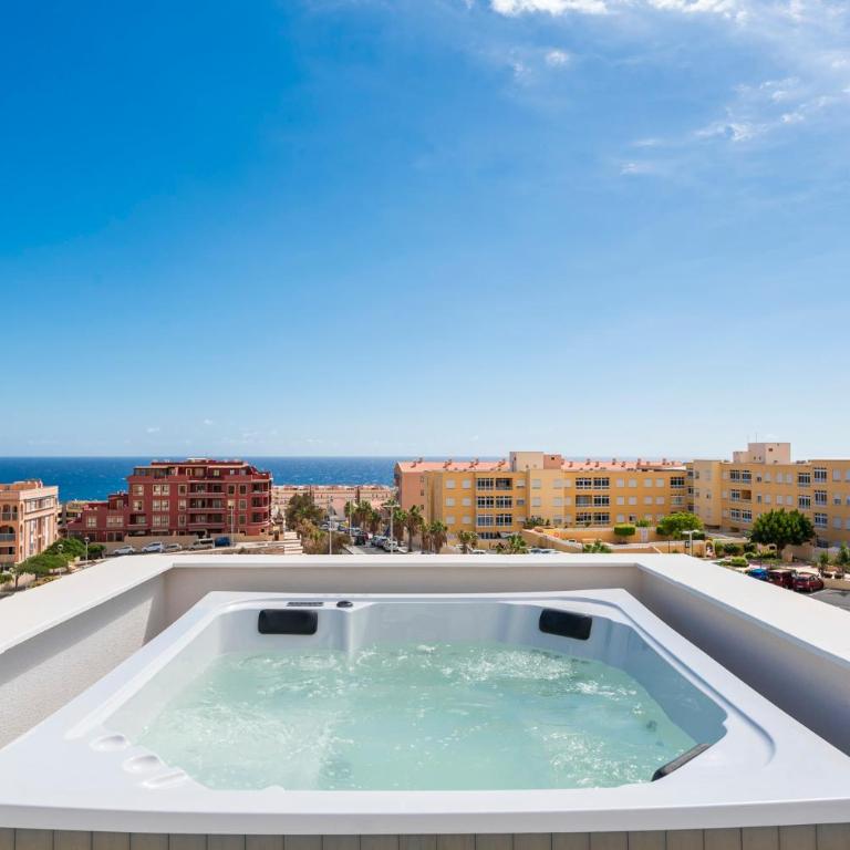 MEDANO4YOU Strelitzia Penthouse - Apartamento de 2 dormitorios con terraza y vistas al mar - 4