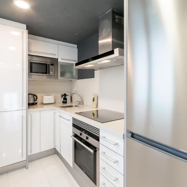Unique Rentals - Placa Catalunya Central Apartments - Apartment - 23