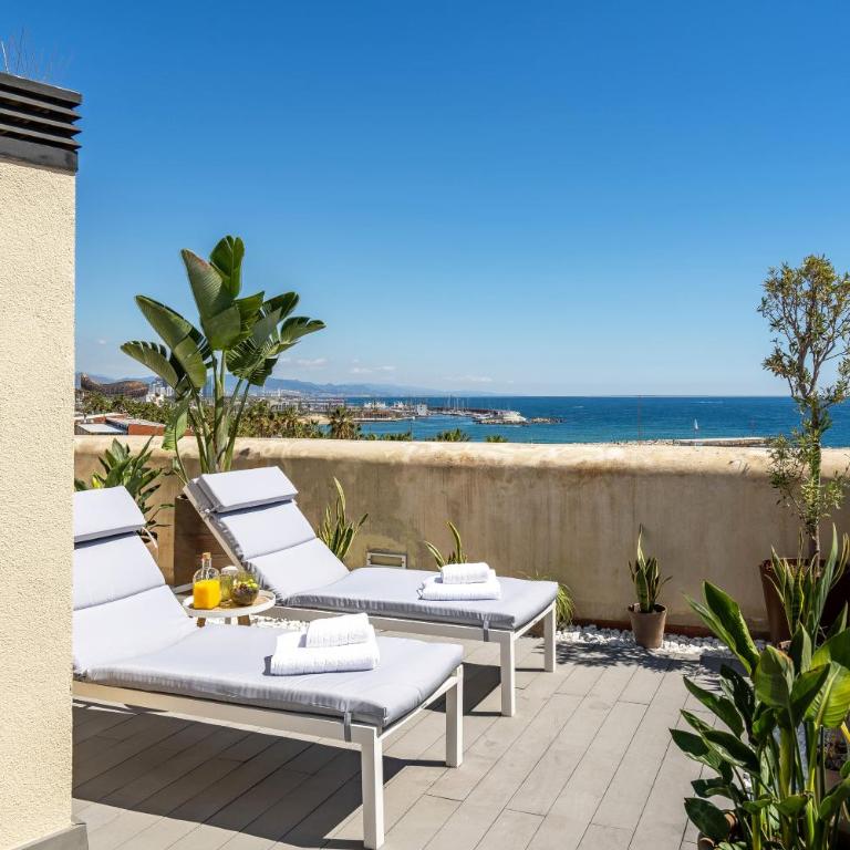 Kronos on the Beach Attic Suite - One-Bedroom Apartment - 35