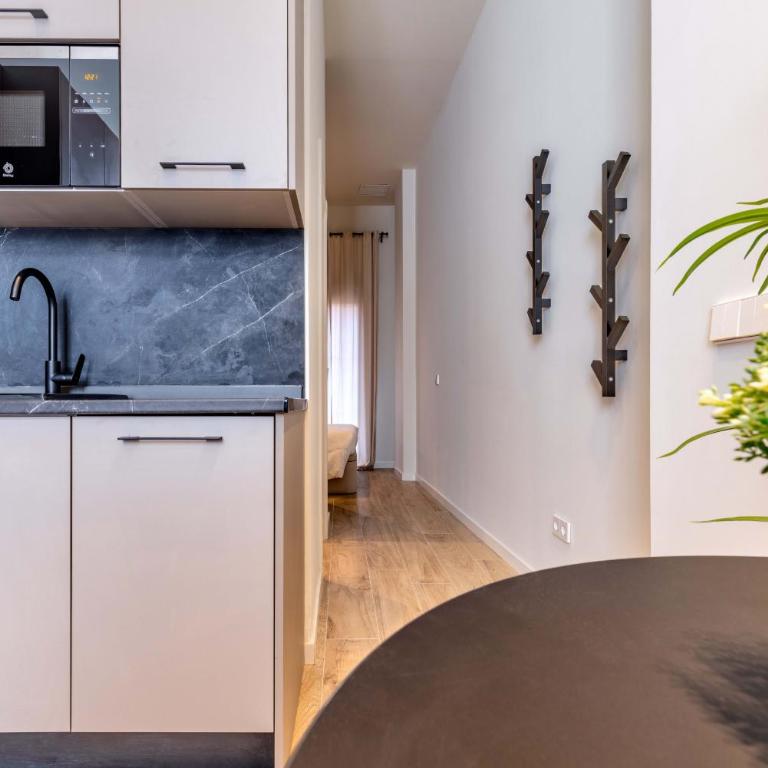 Castilla en Madrid - Apartment - 5