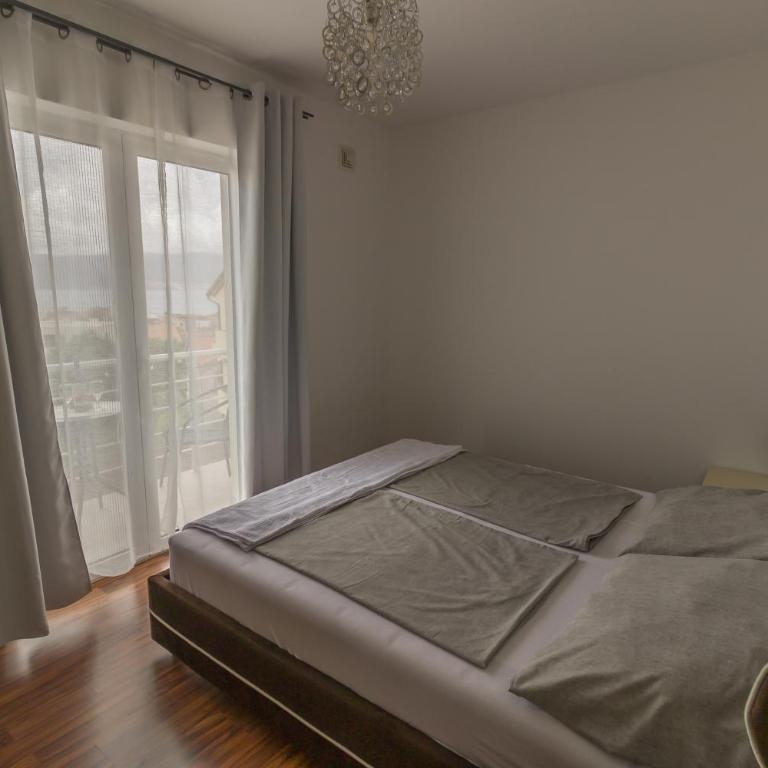 Apartmani Vesić - Apartman sa 3 Spavaće Sobe - 19