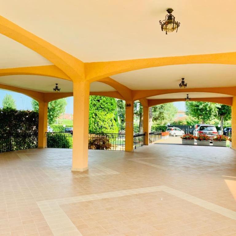 Little Venezia Apt - Relax in Piscina Fronte Lago - Appartamento con 2 Camere da Letto - 36