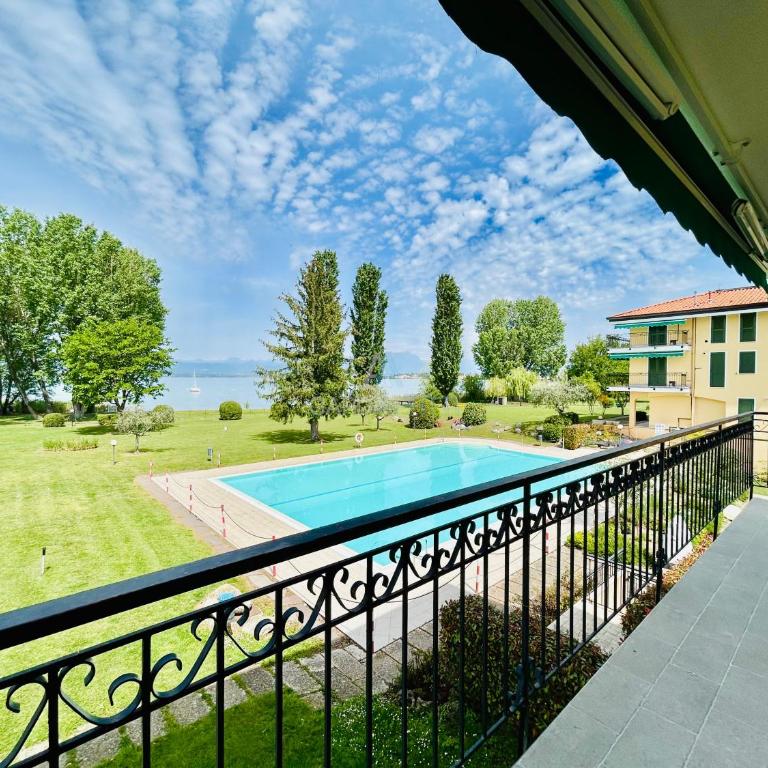 Little Venezia Apt - Relax in Piscina Fronte Lago - Appartamento con 2 Camere da Letto - 20