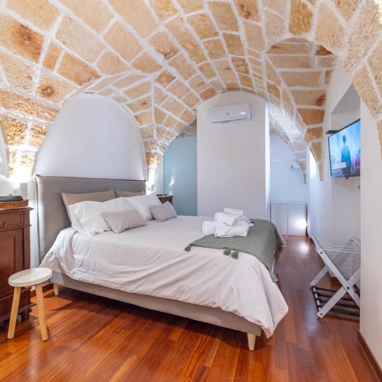 Elegance Staffa Rooms 200 metri dal centro storico - Two-Bedroom House - 21