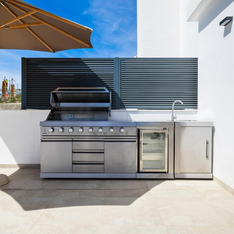 Penthouse Diamond - Private Pool, Terrace, Sea View, Gym & BBQ - Three-Bedroom Apartment with Private Pool - 37