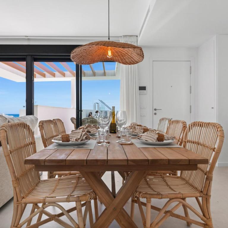 Penthouse Diamond - Private Pool, Terrace, Sea View, Gym & BBQ - Three-Bedroom Apartment with Private Pool - 14