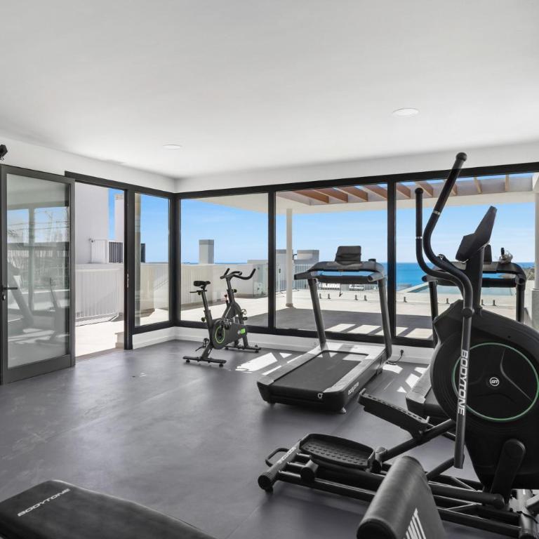 Penthouse Diamond - Private Pool, Terrace, Sea View, Gym & BBQ - Three-Bedroom Apartment with Private Pool - 12