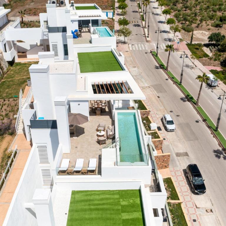 Penthouse Diamond - Private Pool, Terrace, Sea View, Gym & BBQ - Three-Bedroom Apartment with Private Pool - 55