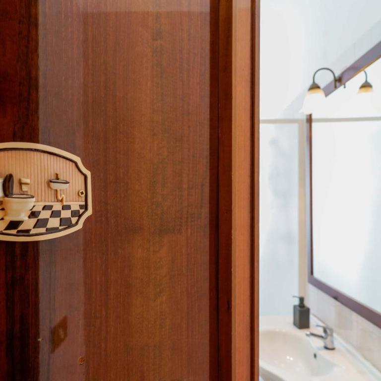 Bed and Breakfast Dolce Vita Bologna - Camera Matrimoniale con Bagno Privato - 33