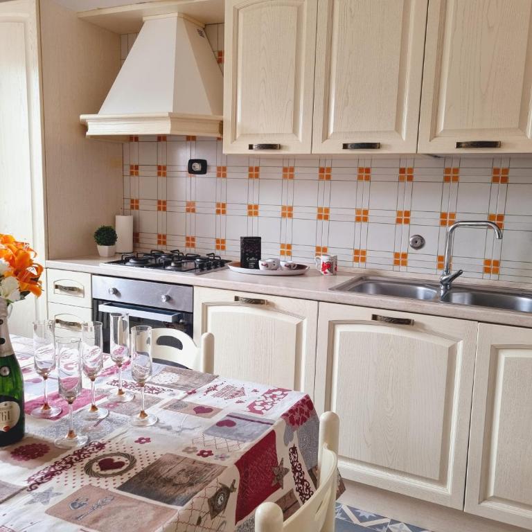 Residenza girasole - Appartamento con 2 Camere da Letto - 5