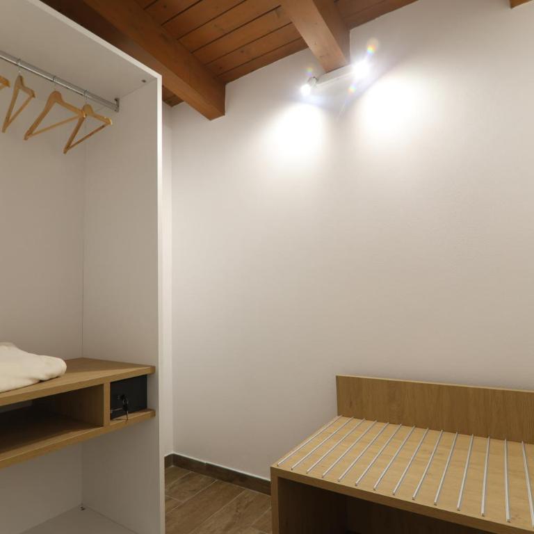 Quattro Canti - Camera Matrimoniale Deluxe con 1 Letto Supplementare - 10
