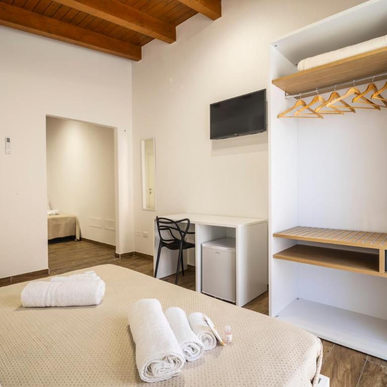 Quattro Canti - Camera Quadrupla con Bagno Privato Esterno - 6