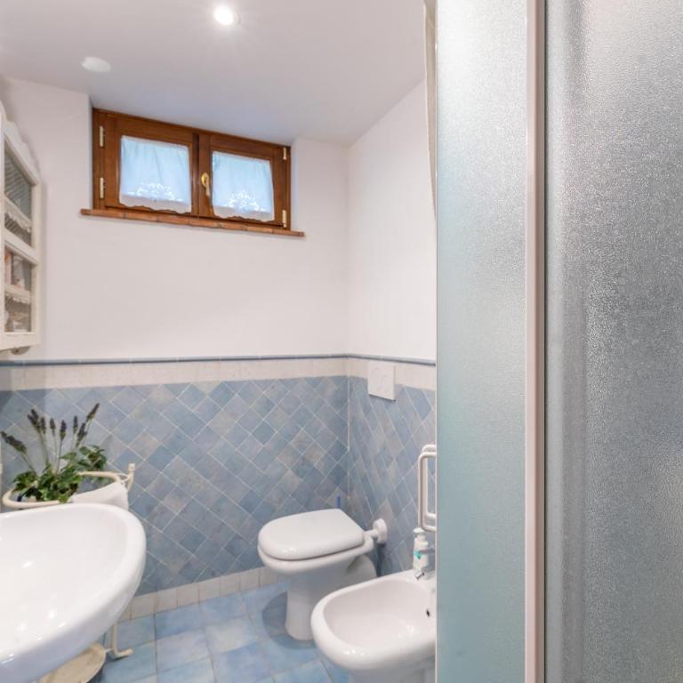 Villa Vittoriano - Tuscan Villa for 7 with Jacuzzi - Happy Rentals - Villa mit Gartenblick - 24
