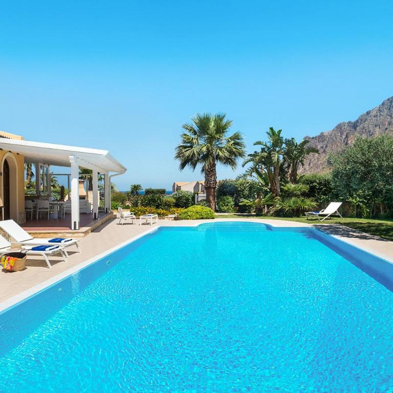 Afrodite - Villa con Piscina Privata - 8