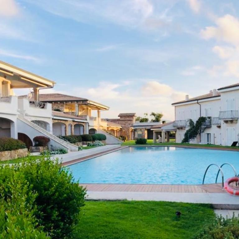LOTUS Wellness Apartment - Resort Ginestre - Palau - Sardinia - Appartamento con Vista Piscina - 1