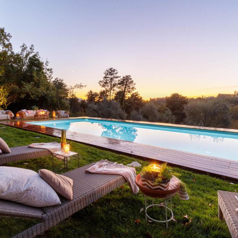 Villa Lorena, a Vintage Home with Indoor Pool - Villa Standard - 1