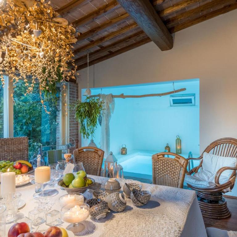 Villa Lorena, a Vintage Home with Indoor Pool - Villa Standard - 7