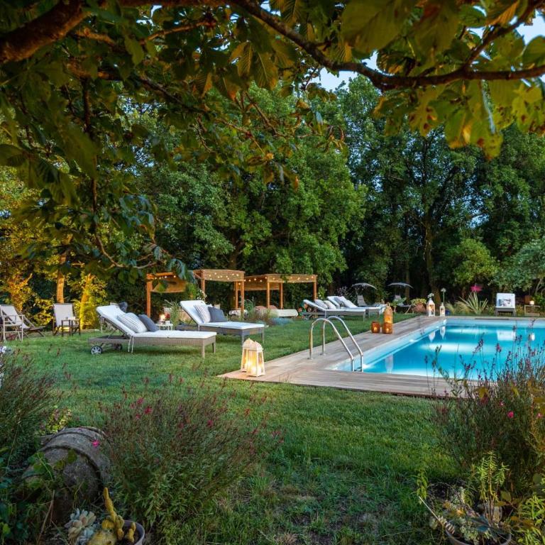 Villa Lorena, a Vintage Home with Indoor Pool - Villa Standard - 10