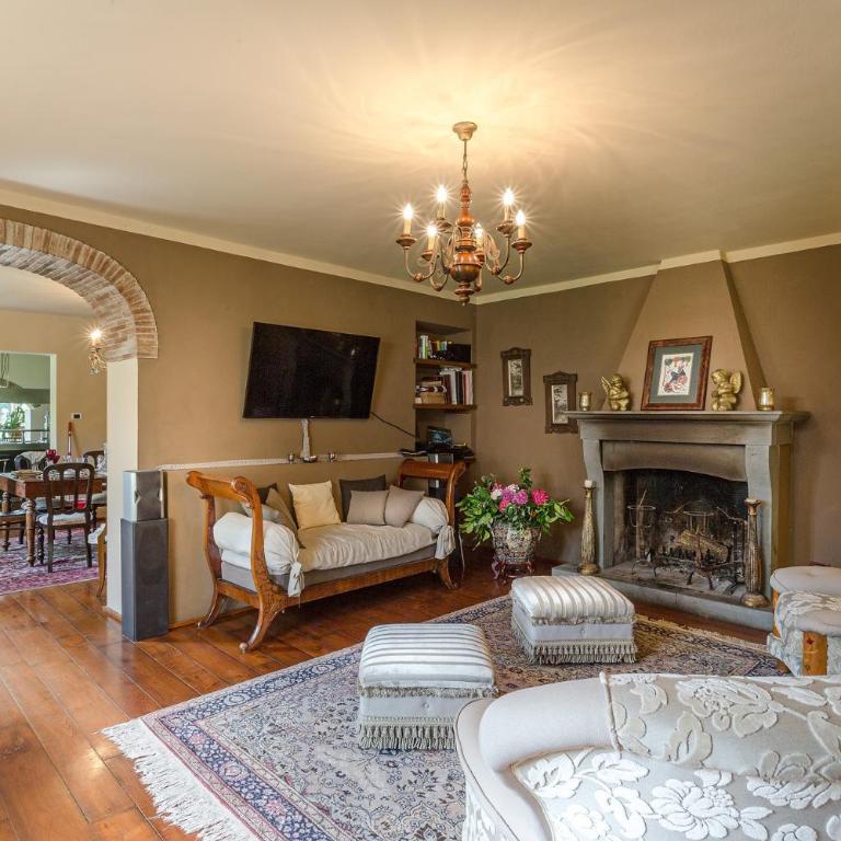 Villa Lorena, a Vintage Home with Indoor Pool - Villa Standard - 33