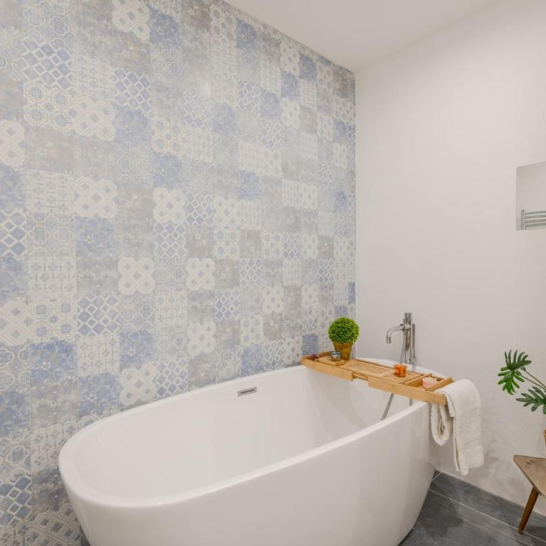 Casa Daria, Modern 4 Bedrooms Apartment in Lucca - Apartment - 36