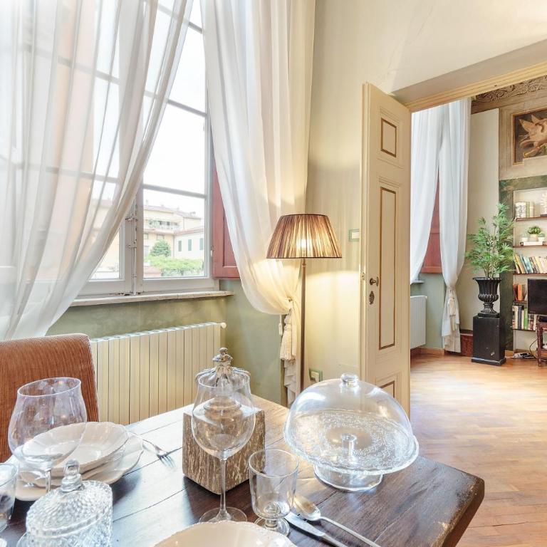 Casa San Giovanni, Romantic LUCCA apartment With View Over a Church - Apartamento de 2 dormitorios - 19
