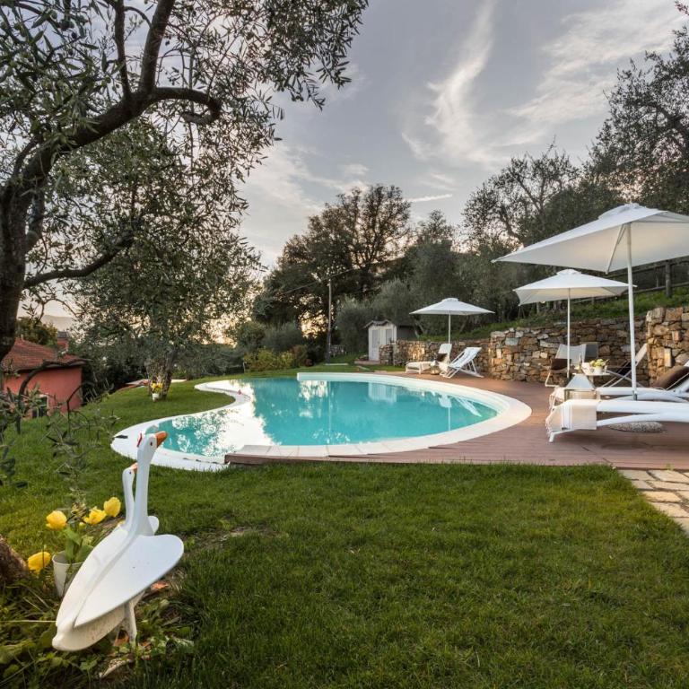 Villa Alberta, Panoramic 4 Bedrooms Farmhouse with Private Pool in Lucca close to Town Centre - Villa - 66