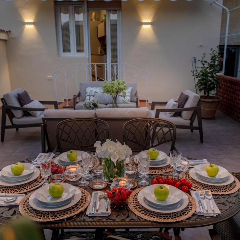 Lavinia, 3 Bedrooms Apartment with Terrace Lucca - Three-Bedroom Apartment - 4