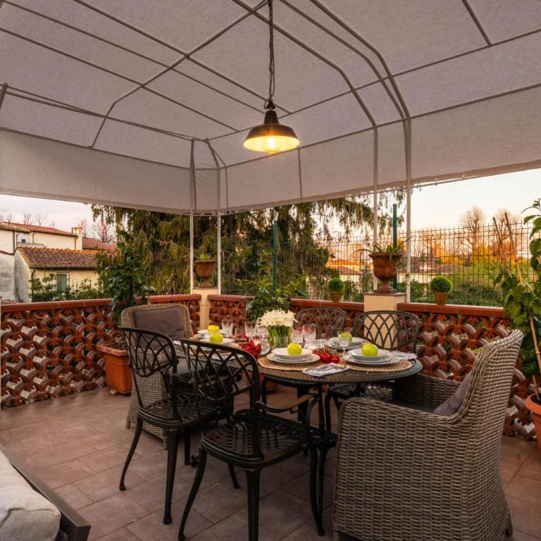 Lavinia, 3 Bedrooms Apartment with Terrace Lucca - Three-Bedroom Apartment - 10