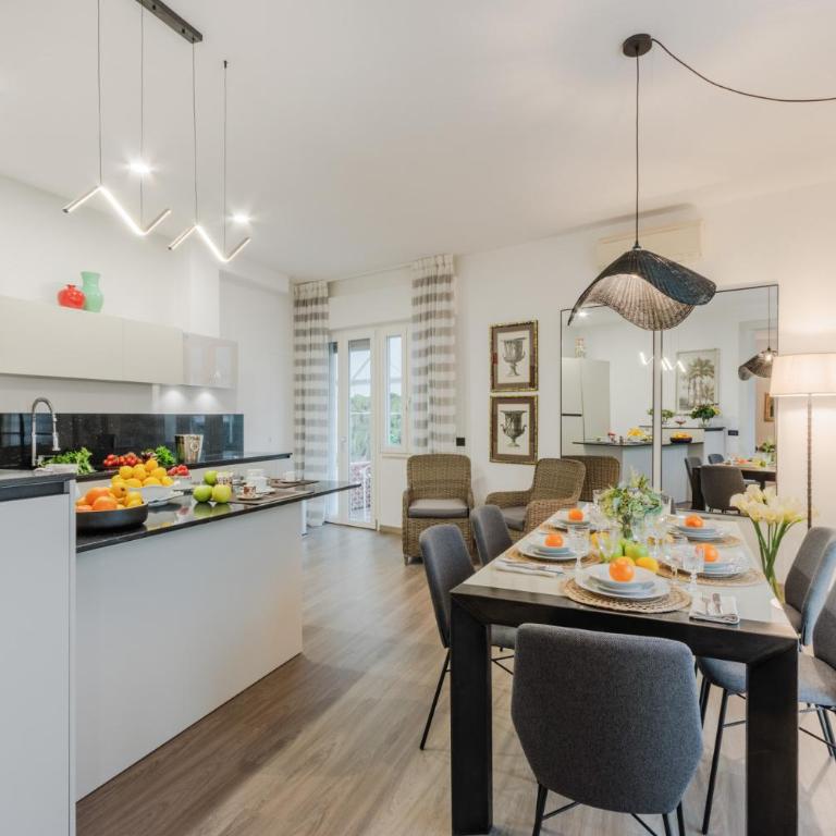 Lavinia, 3 Bedrooms Apartment with Terrace Lucca - Three-Bedroom Apartment - 44