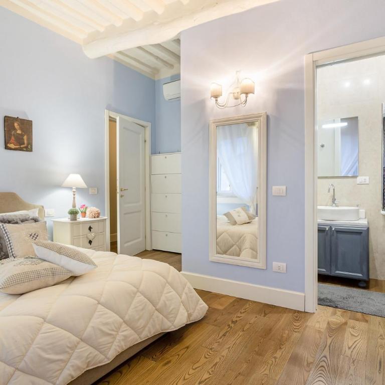 Casa Raffa, 2 Bedrooms 2 Bathrooms Romantic Apartment with Terrace and Parking in Lucca - Appartamento con 2 Camere da Letto - 23