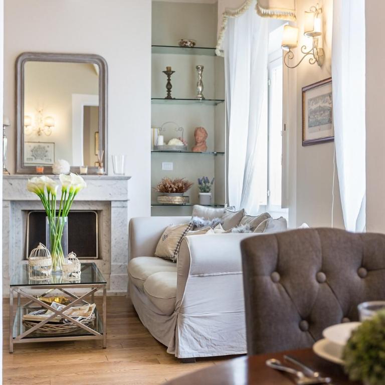 Casa Raffa, 2 Bedrooms 2 Bathrooms Romantic Apartment with Terrace and Parking in Lucca - Appartamento con 2 Camere da Letto - 31