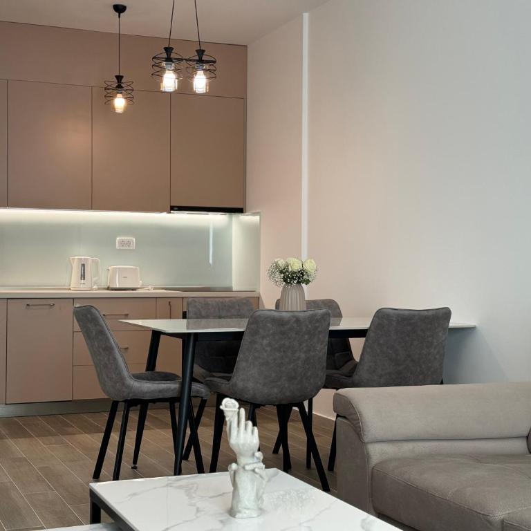 K apartments - One-Bedroom Apartment - 1