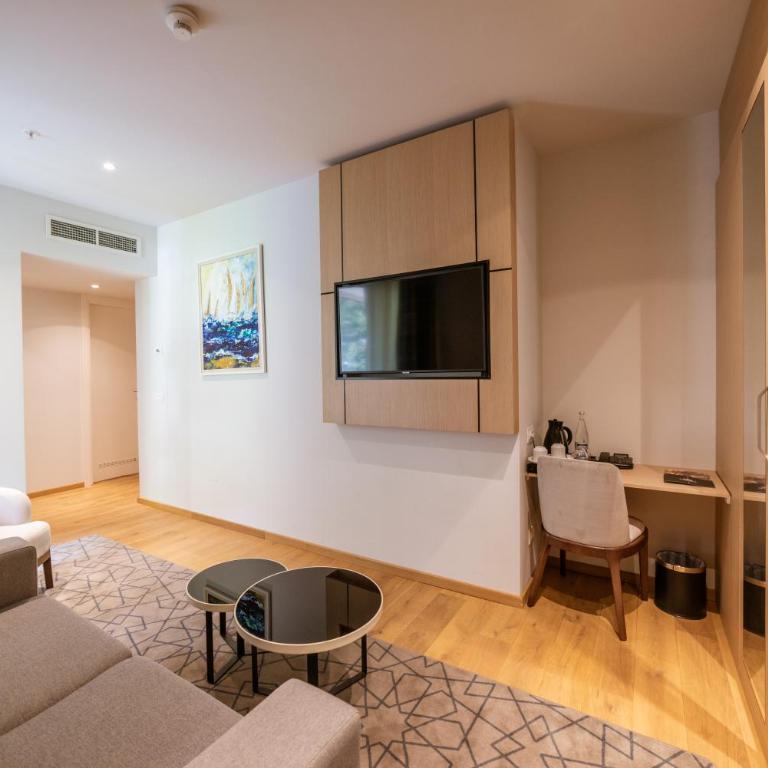 Hotel Imperial Conference & Spa - Apartman sa 1 Spavaćom Sobom - 2