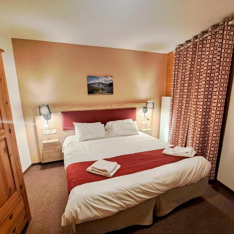 Hôtel Espace Montclar - Chambre Double - Vue sur Montagne - 2