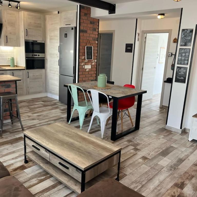Apartamento 3 hab con parking junto a la playa - Apartamento de 3 dormitorios - 10