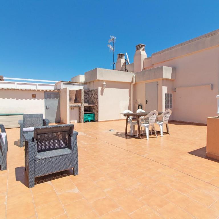Global Vacacional, Apartamento con terraza de 70m y piscina en Canet de Berenguer - Apartamento con terraza - 21