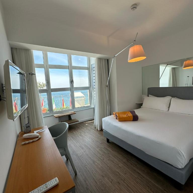 Hotel Miramare - Adults Only con Private Spa - Camera Matrimoniale Piccola con Terrazza - 8
