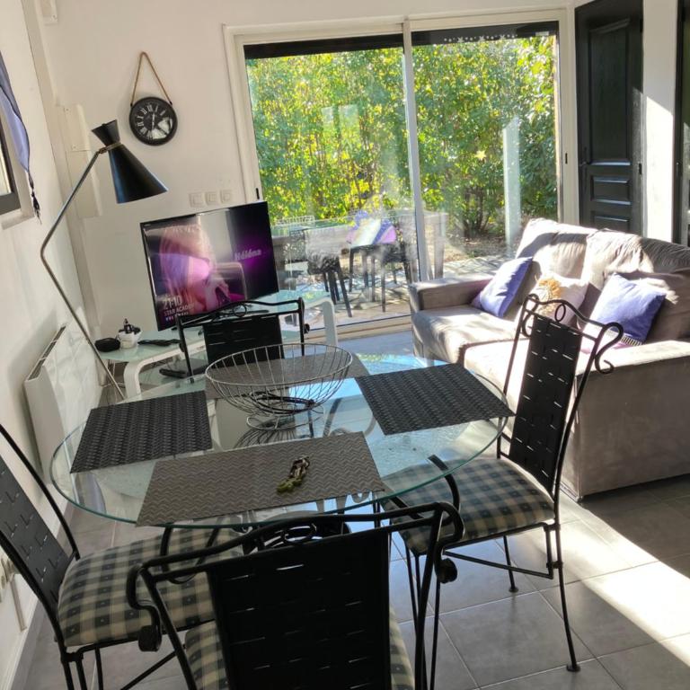 Magnifique duplex climatisé dans une villa calme - Appartement 2 Chambres - 21