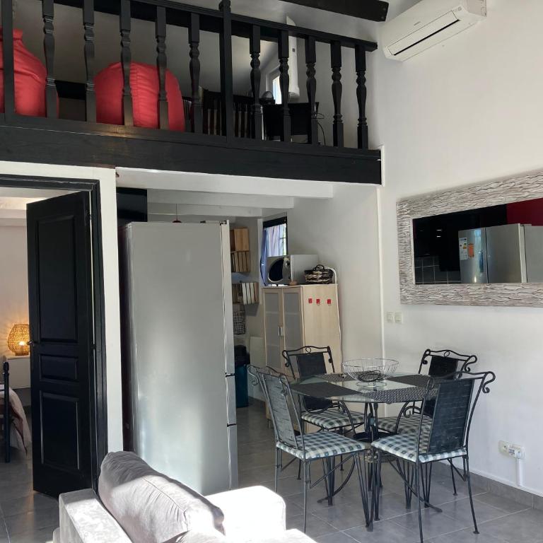 Magnifique duplex climatisé dans une villa calme - Appartement 2 Chambres - 22
