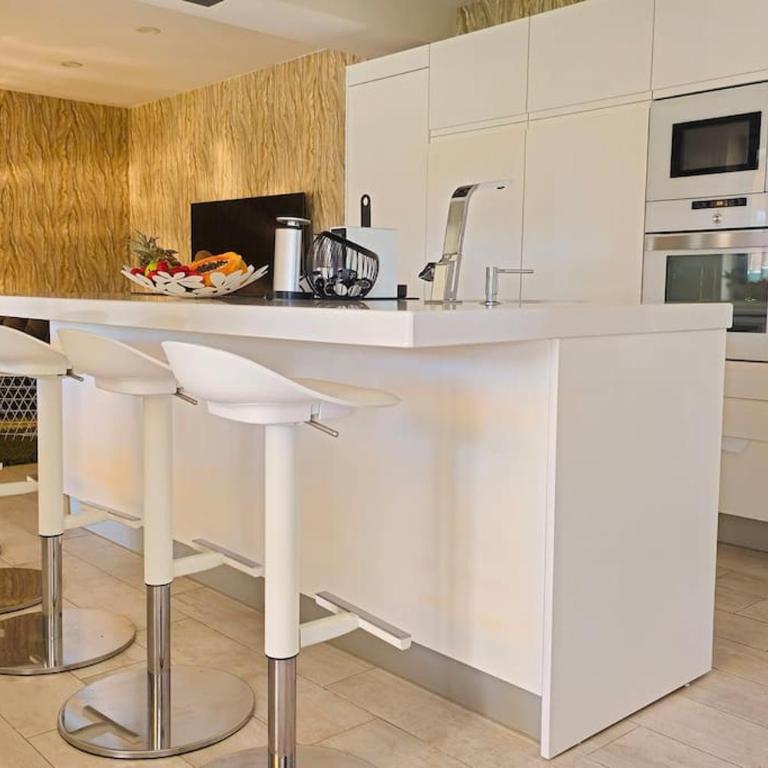 dunes canary deluxe - Three-Bedroom Apartment - 2