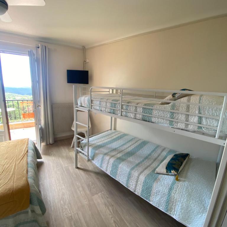 Les Belles Terrasses - Chambre Triple - 8