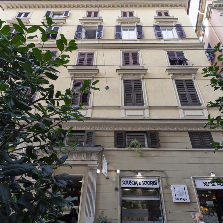 Elegant Studio in the City Center by Wonderful Italy - Apartment - 17