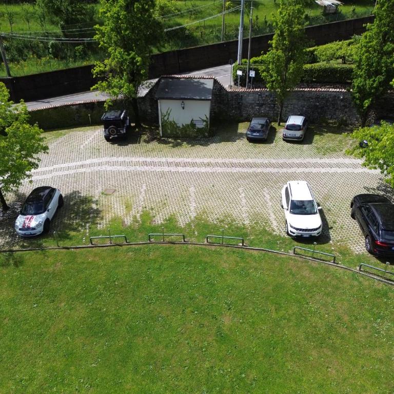 Villa Baragiola - Appartamento con 2 Camere da Letto - 87