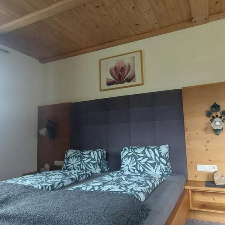 Maurerhof Itter - Double Room with Balcony - 5
